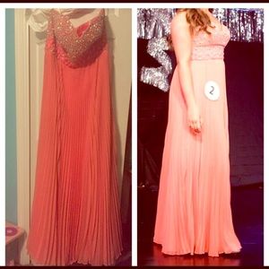 Tony Bowls gown with a beaded top & pleated skirt